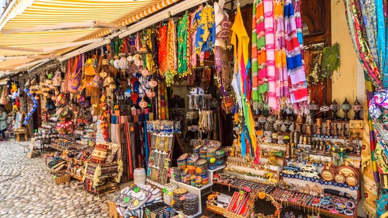 Explore Local Markets and Souvenir Spots in Andaman