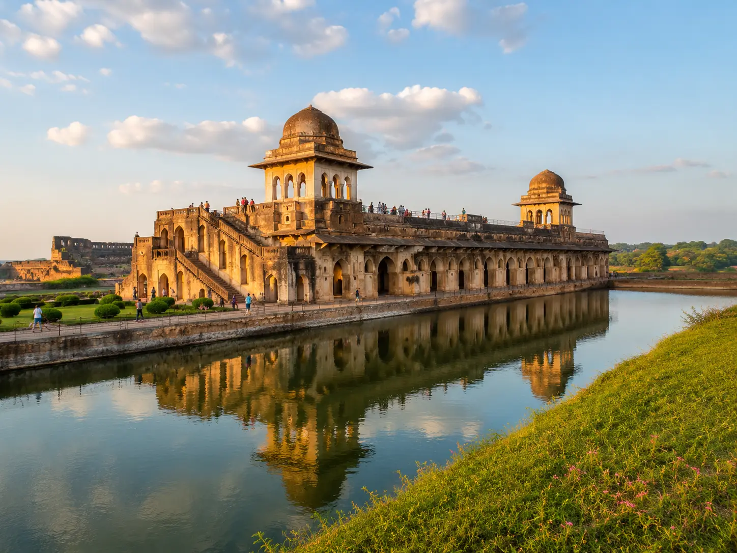 Omkareshwar Ujjain Mandu Heritage Tour