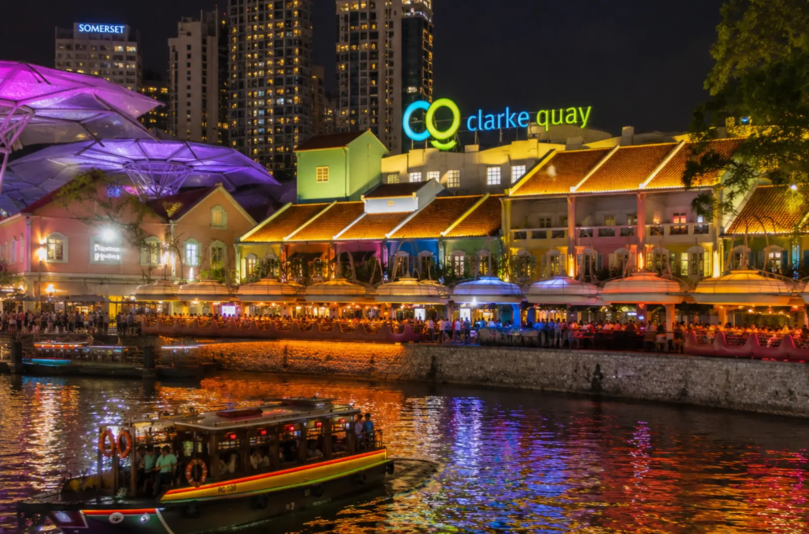 Asian Extravaganza – Luxury At Singapore