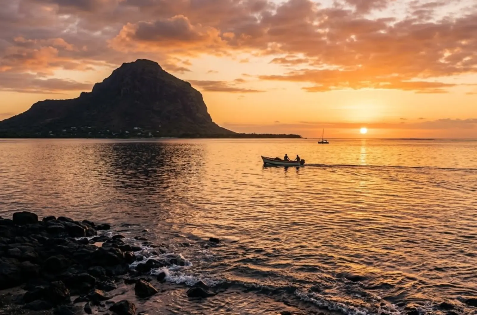 Budget-Friendly Mauritius Romantic Holiday Package